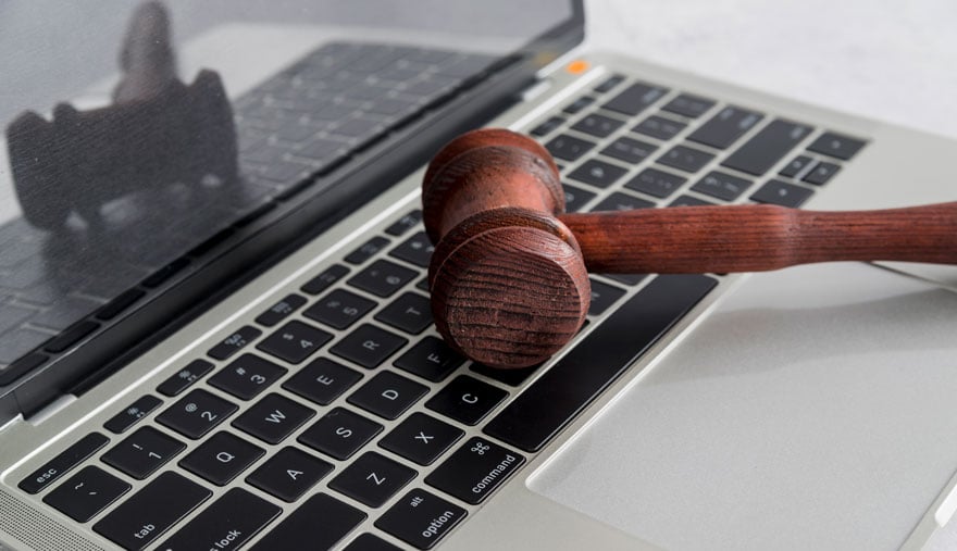  (Imagem: Freepik) Tribunais devem disponibilizar salas para depoimento em audiências virtuais, decide CNJ CNJ poderá analisar casos em que seja justificável prazo maior para implementar a medida, levando em conta especificidades de cada tribunal. 