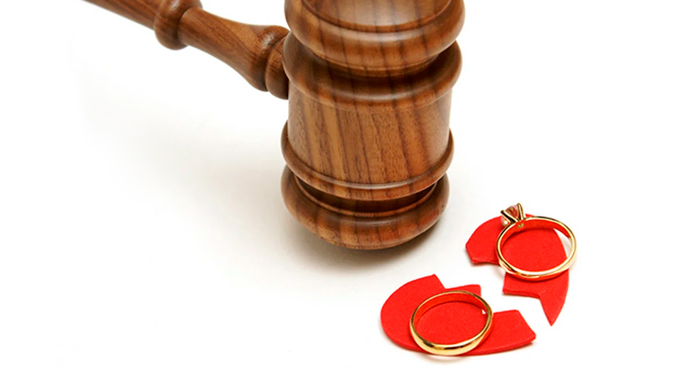 Juíza de SC decreta divórcio de casal antes mesmo da citação do marido -  Migalhas
